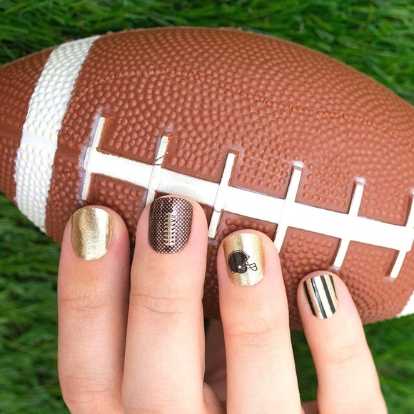 Color Street - Sunday Puntday - RETIRED - Picture 3 of 3